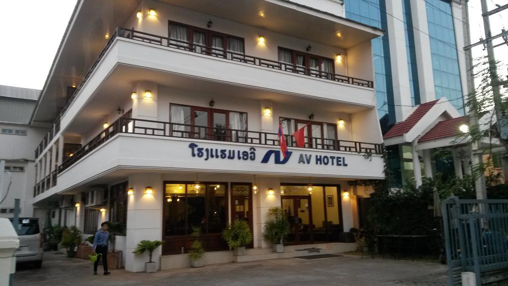 Av Hotel Vientiane Bagian luar foto