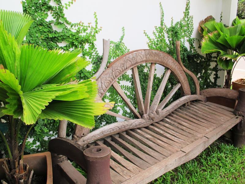 Av Hotel Vientiane Bagian luar foto